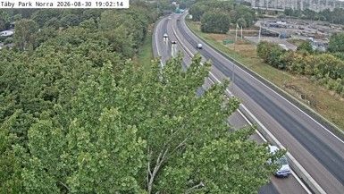 Traffic Cam Bergtorp: Täby Park Norra