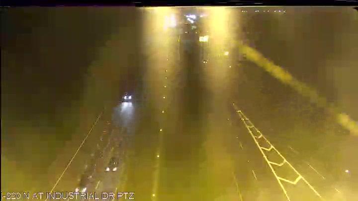 Traffic Cam Jackson: I-220 at Industrial Dr