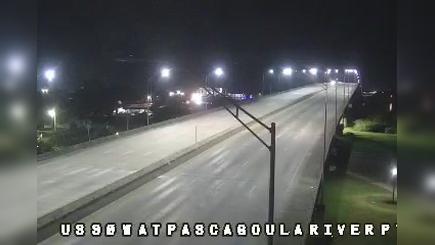 Traffic Cam Pascagoula: US 90 at - River Bridge