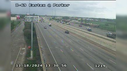 Traffic Cam Houston › South: I-69 Eastex @ Parker