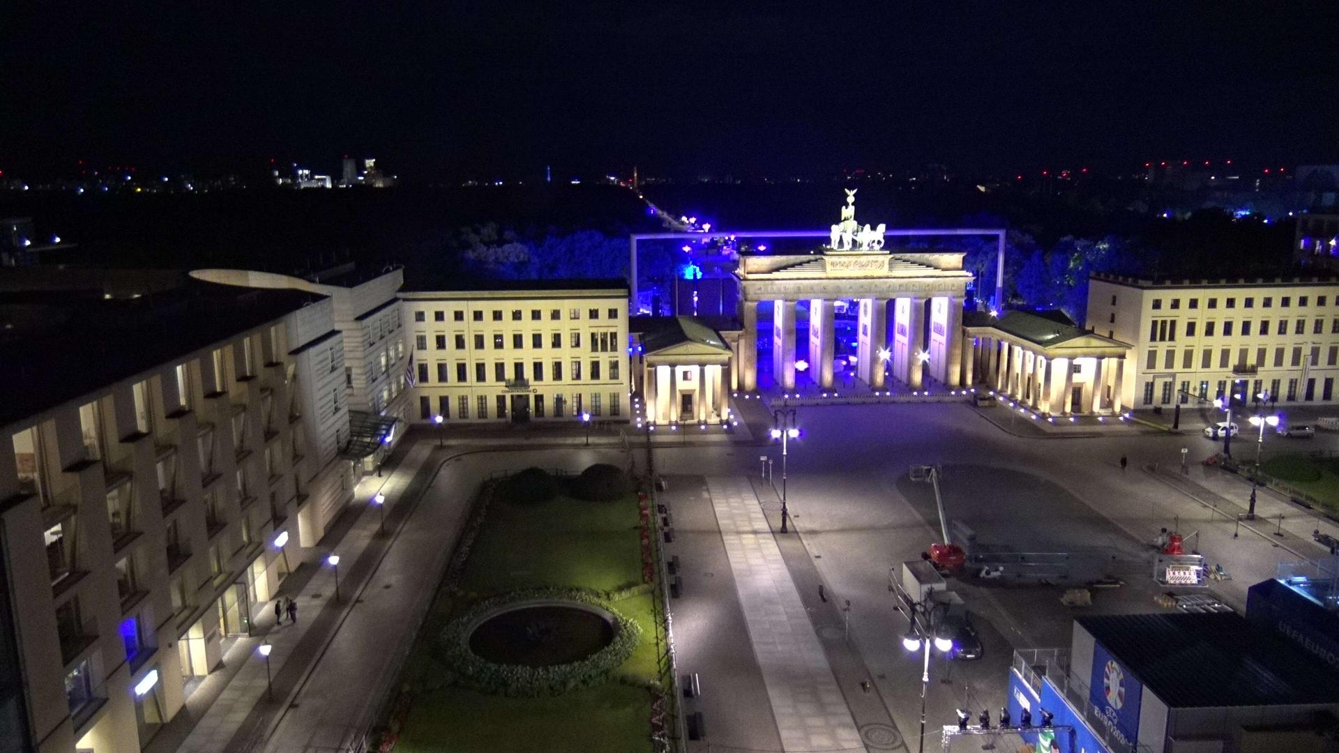 Berlin live webcam Brandenburg Gate