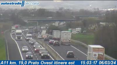 Preview delle webcam di Agliana: A11 km. 19,0 Prato Ovest itinere est