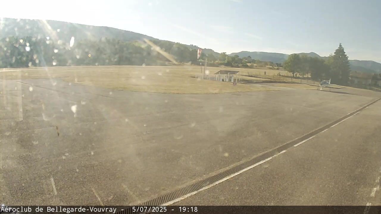 Traffic Cam Valserhone › North-West