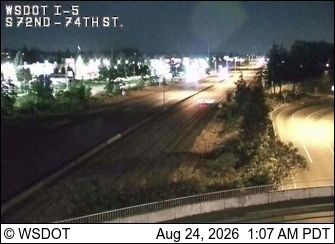Traffic Cam Lakewood: I-5 at MP 129.6: S 72nd/74th St