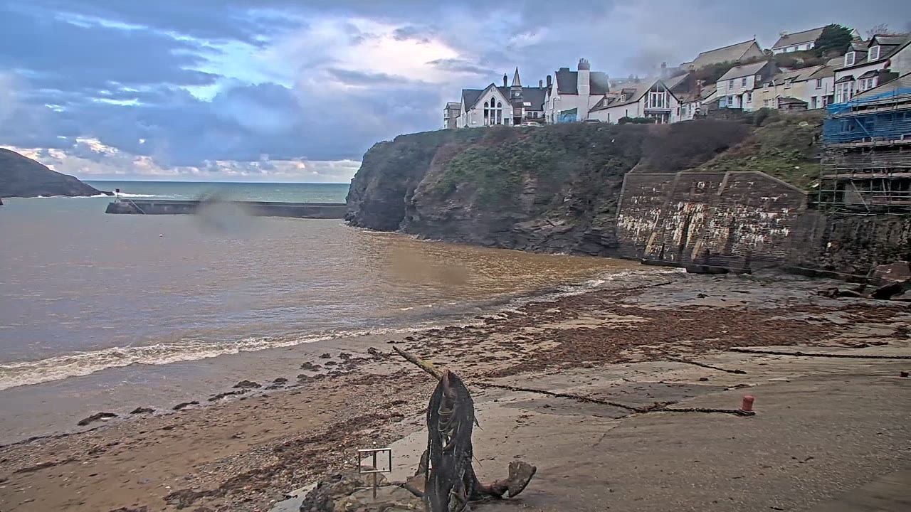 Traffic Cam Port Isaac: hd-str
