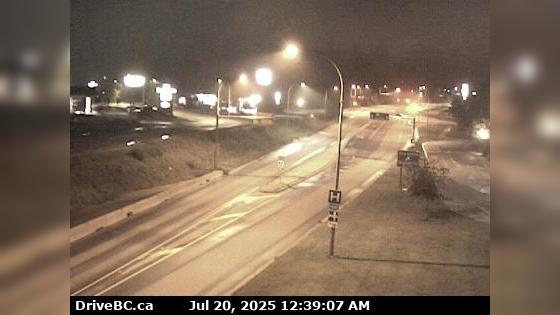 Traffic Cam Big Eddy Settlement › North-East: Hwy 1 at east end of Columbia River Bridge in Revelstoke, looking east