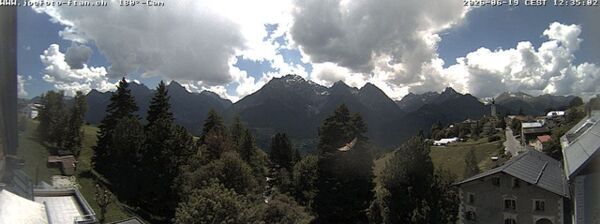 Fetan (Ftan): Castle of Tarasp