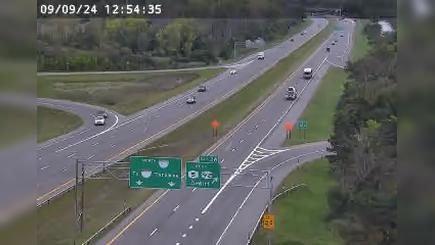 Traffic Cam Town of DeWitt › North: I-481 north of Exit 3 (Route 5/92)