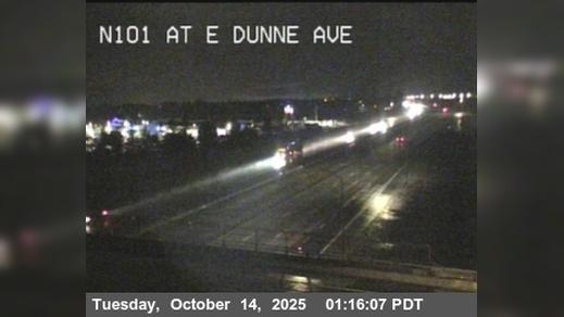 Traffic Cam Morgan Hill › North: TVB47 -- US-101 : East Dunne Avenue