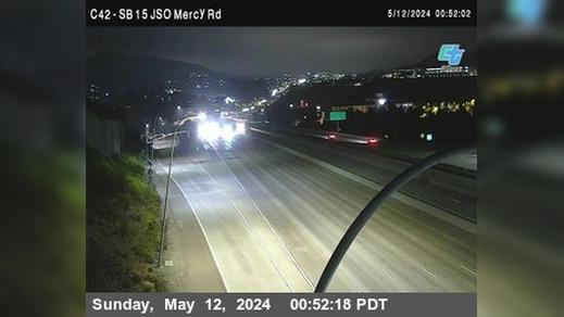 Traffic Cam San Diego › South: C042) I-15 : Just South Of Mercy Road