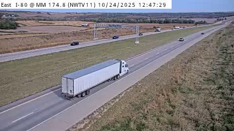 Traffic Cam Kellogg: NW - I-80 - OH ()