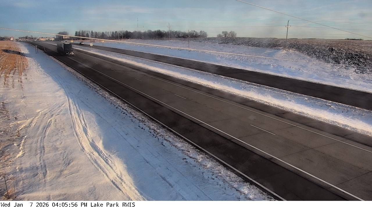 Traffic Cam Lake Park: US 10: U.S.10 - MP 32): U.S.10 - MP 32) View