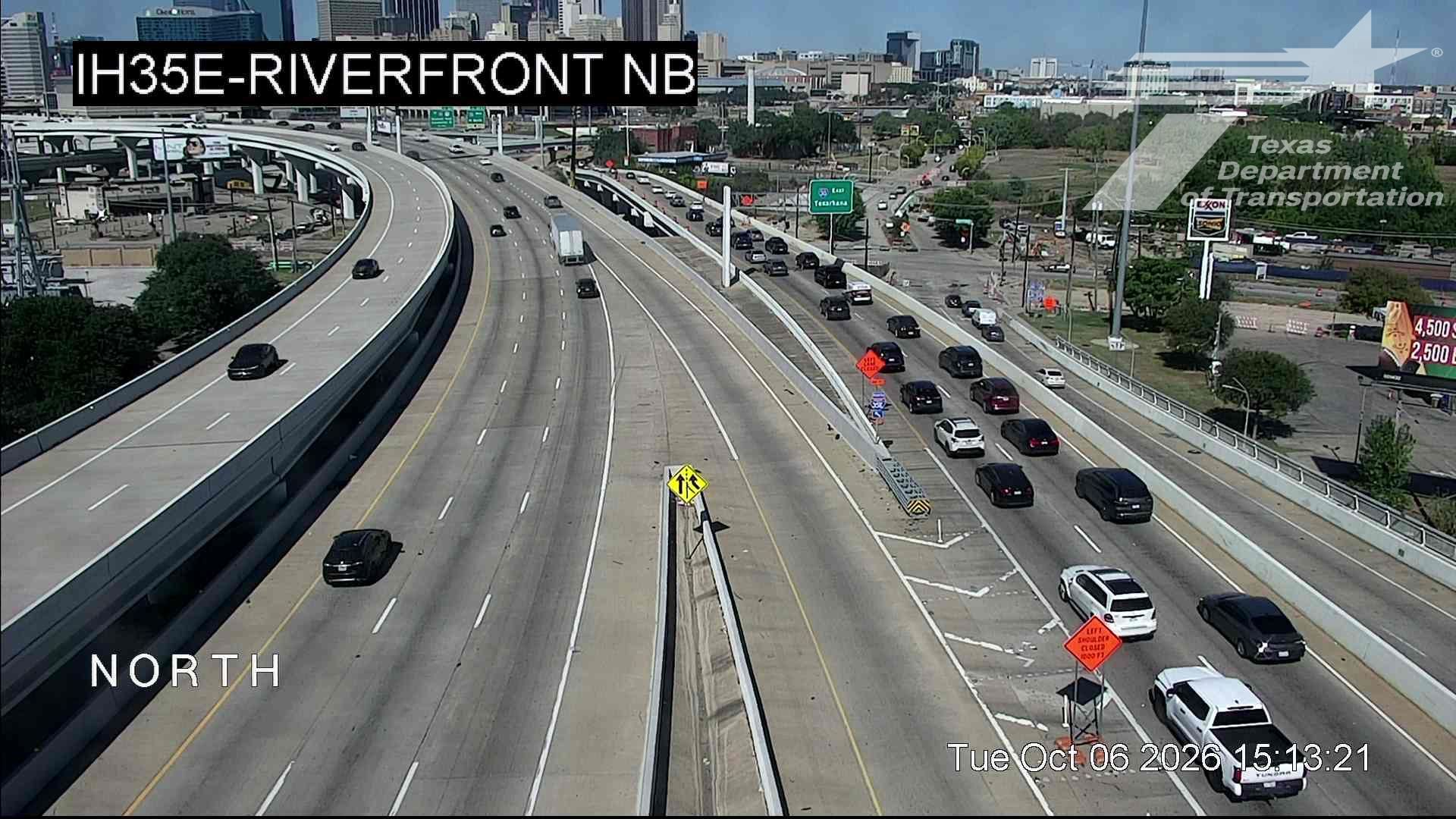 Traffic Cam South Side PID › North: I-35E @ Riverfront NB
