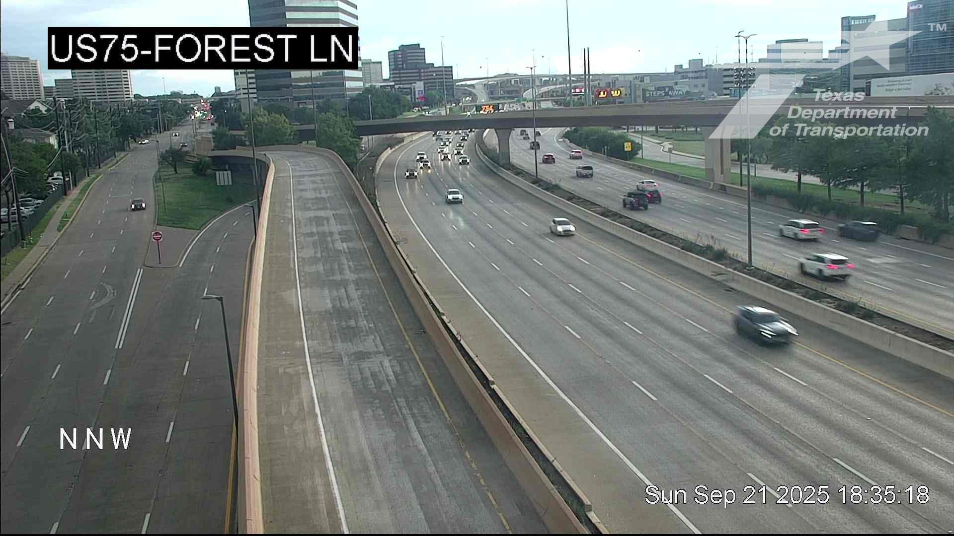 Dallas › North US 75 Forest Traffic Cam