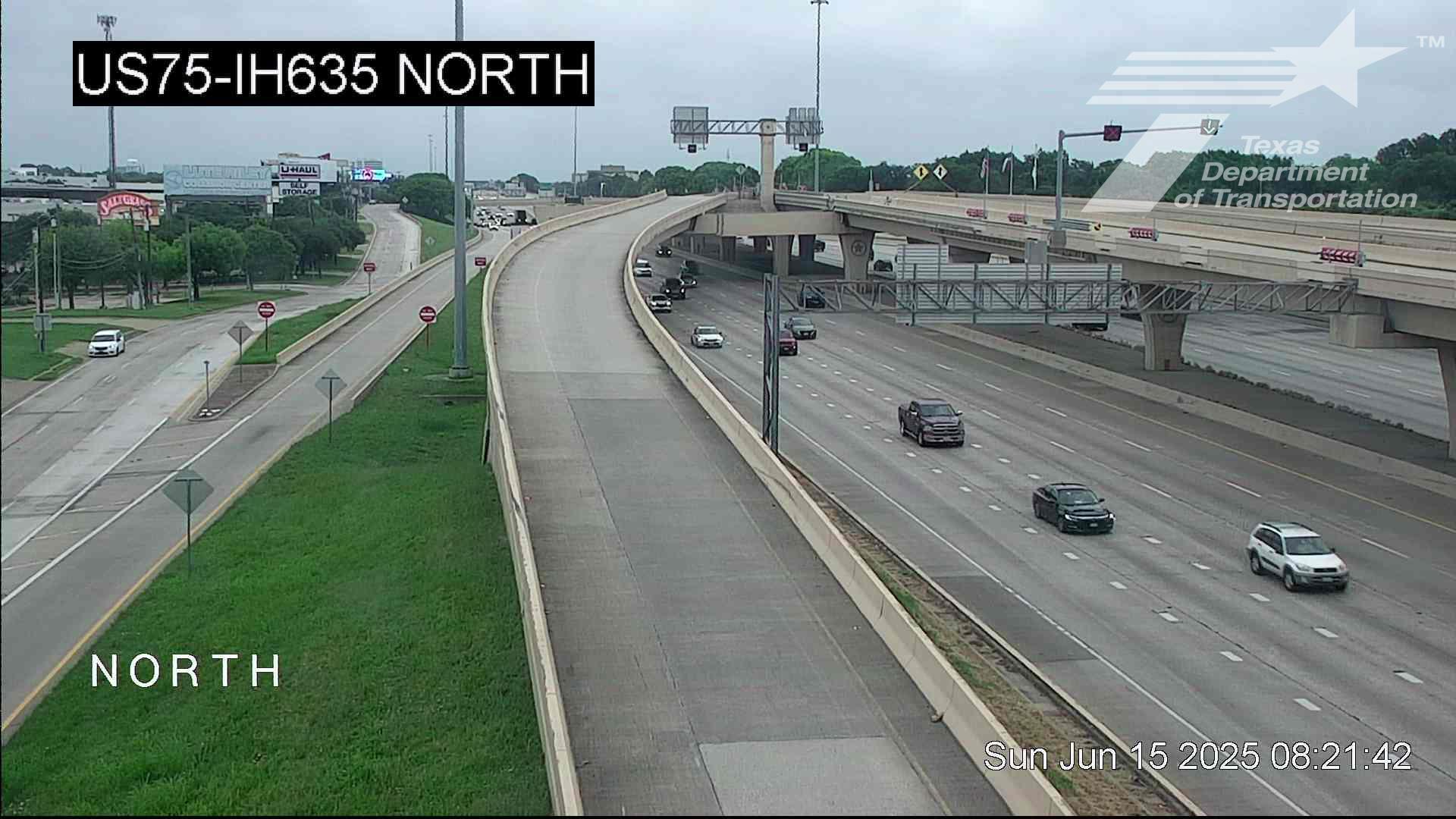 Traffic Cam Dallas › North: US 75 @ I-635 North