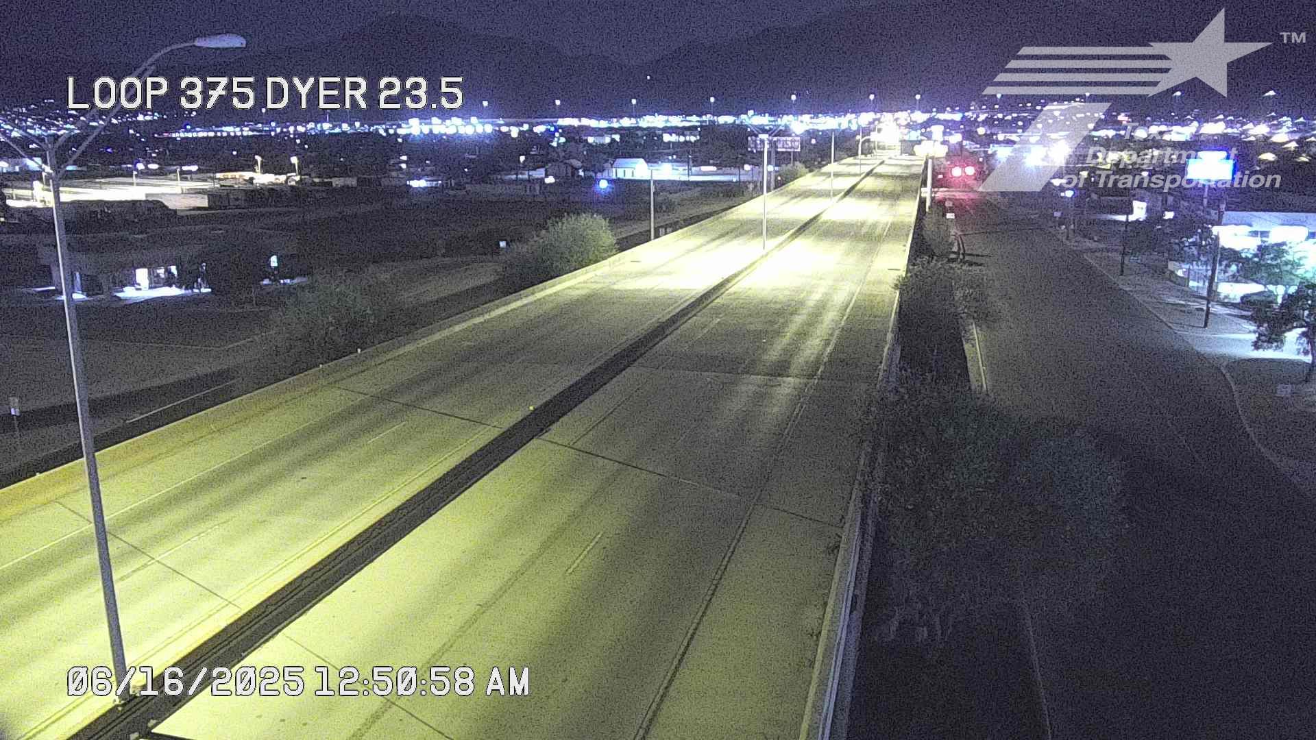 Traffic Cam El Paso › West: LP-375 @ Dyer