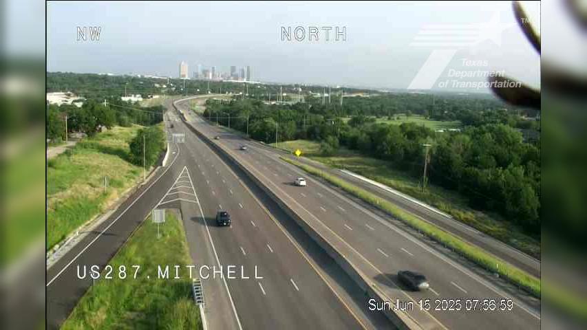 Traffic Cam Fort Worth › North: US 287 @ Mitchell