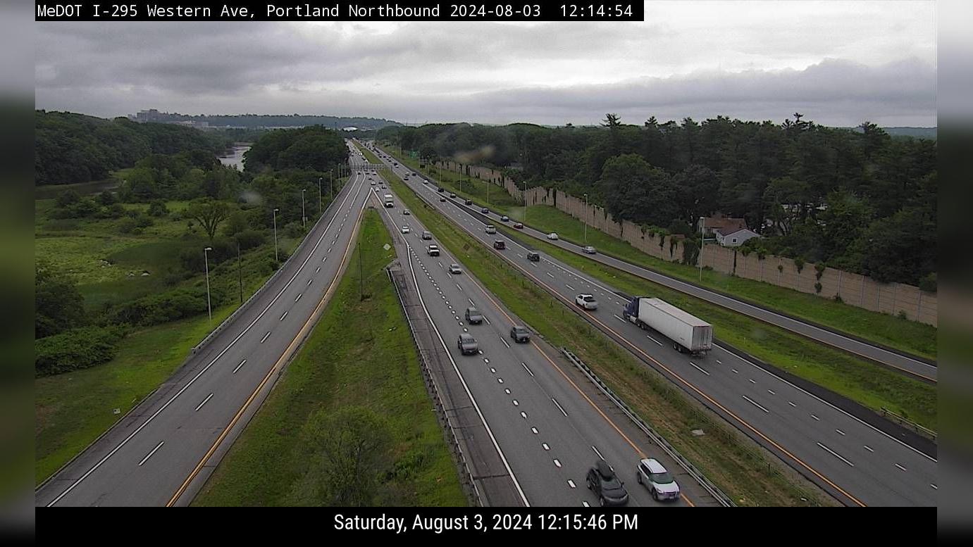 Traffic Cam Crocketts Corner: I-295 Mile 03 SB (South Portland)