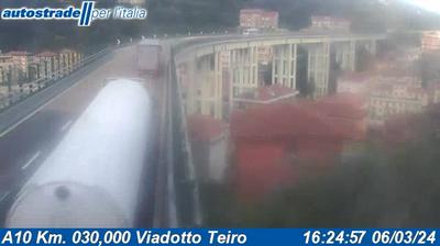 Preview delle webcam di Varazze: A10 Km. 030,000 Viadotto Teiro
