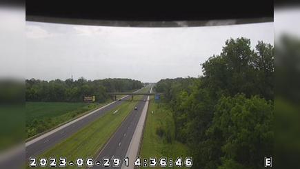 Traffic Cam Spring Hill: I-70: 1-070-009-6-1 W of Fruitridge Ave