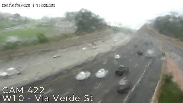 Traffic Cam Rowland Heights › West: Camera 422 :: W10 - VIA VERDE ST: PM 40.5