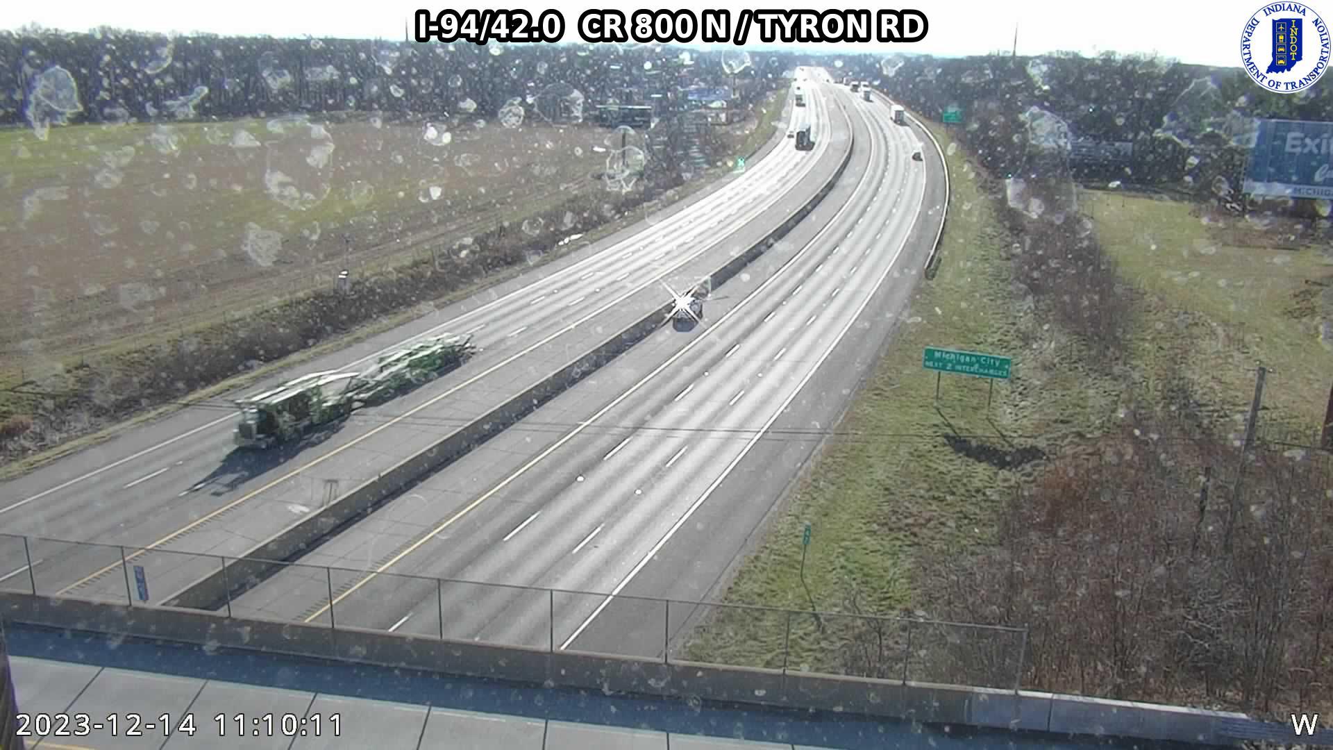 Traffic Cam Ambler: I-94: I-94/42.0 CR 800 N - TYRON RD: I-94/42.0 CR 800 N - TYRON RD