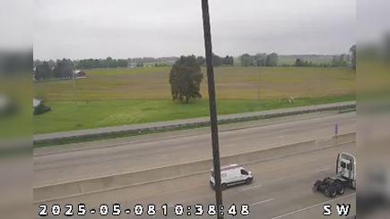 Traffic Cam Lebanon: I-65: 1-065-137-4-1