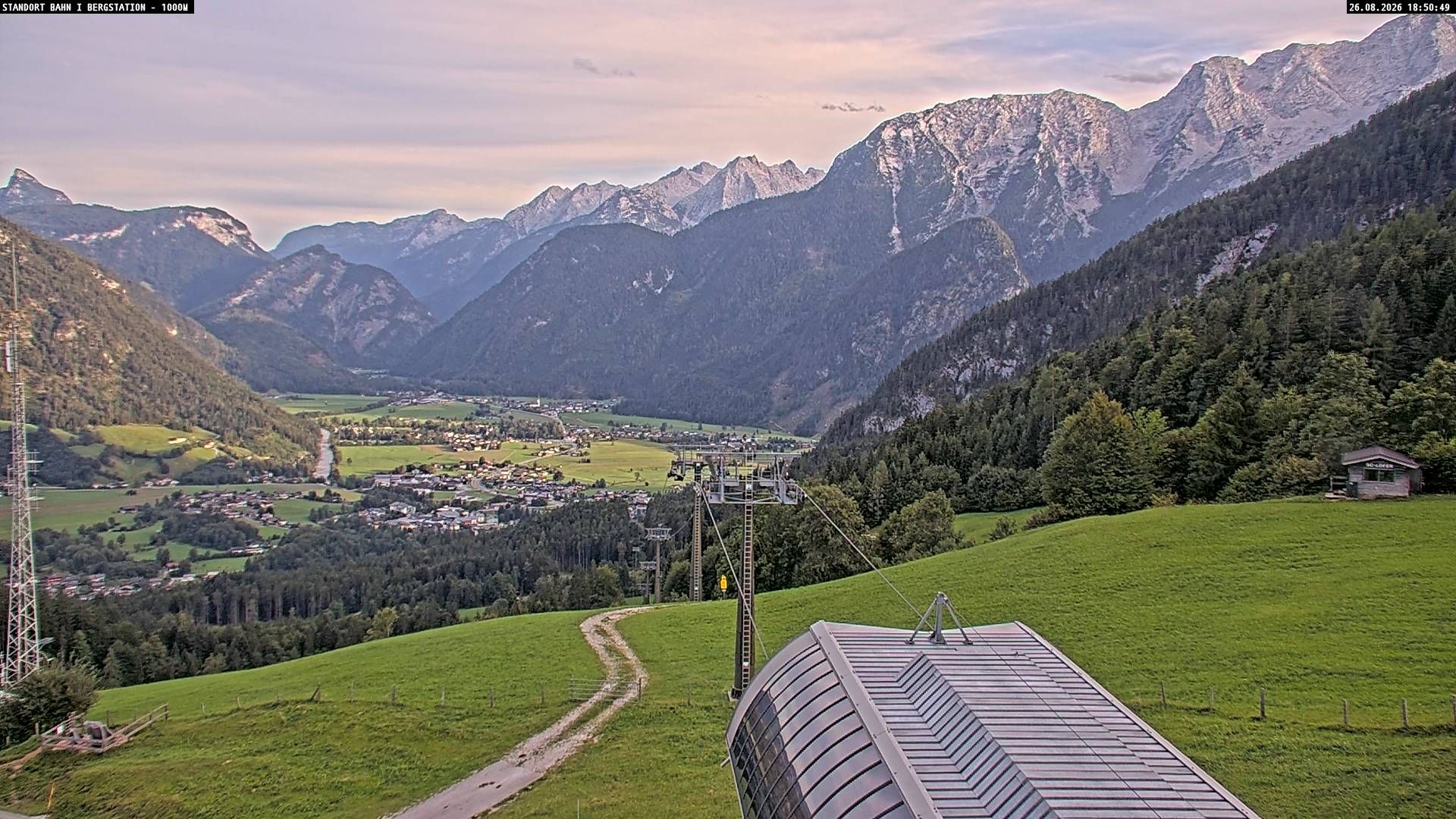 Traffic Cam Gemeinde Sankt Martin bei Lofer: Loferer Alp - Loferer Alm