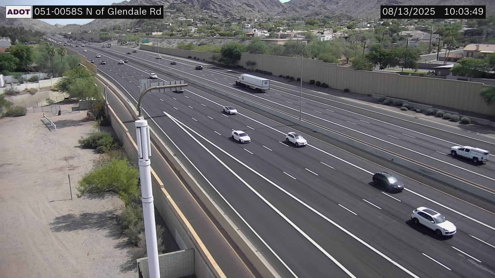 Traffic Cam Phoenix: SR 51 North of Glendale