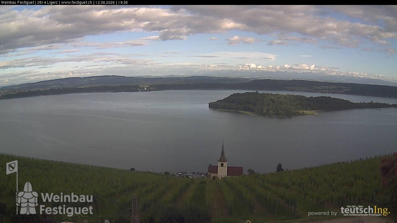 Ligerz: Lake Biel - St. Peter's Island