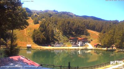 immagine della webcam nei dintorni di Comano: webcam Cerreto Laghi