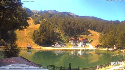 immagine della webcam nei dintorni di Prato Spilla: webcam Cerreto Laghi