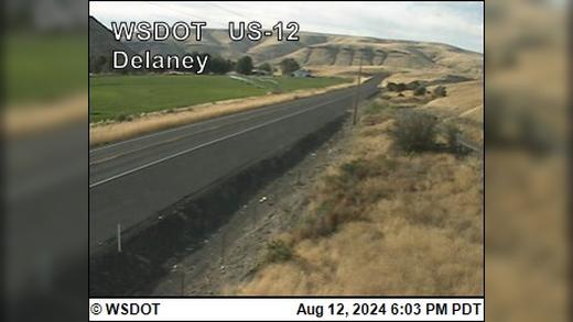 Traffic Cam Starbuck › East: US 12 at MP 381.6: Delaney