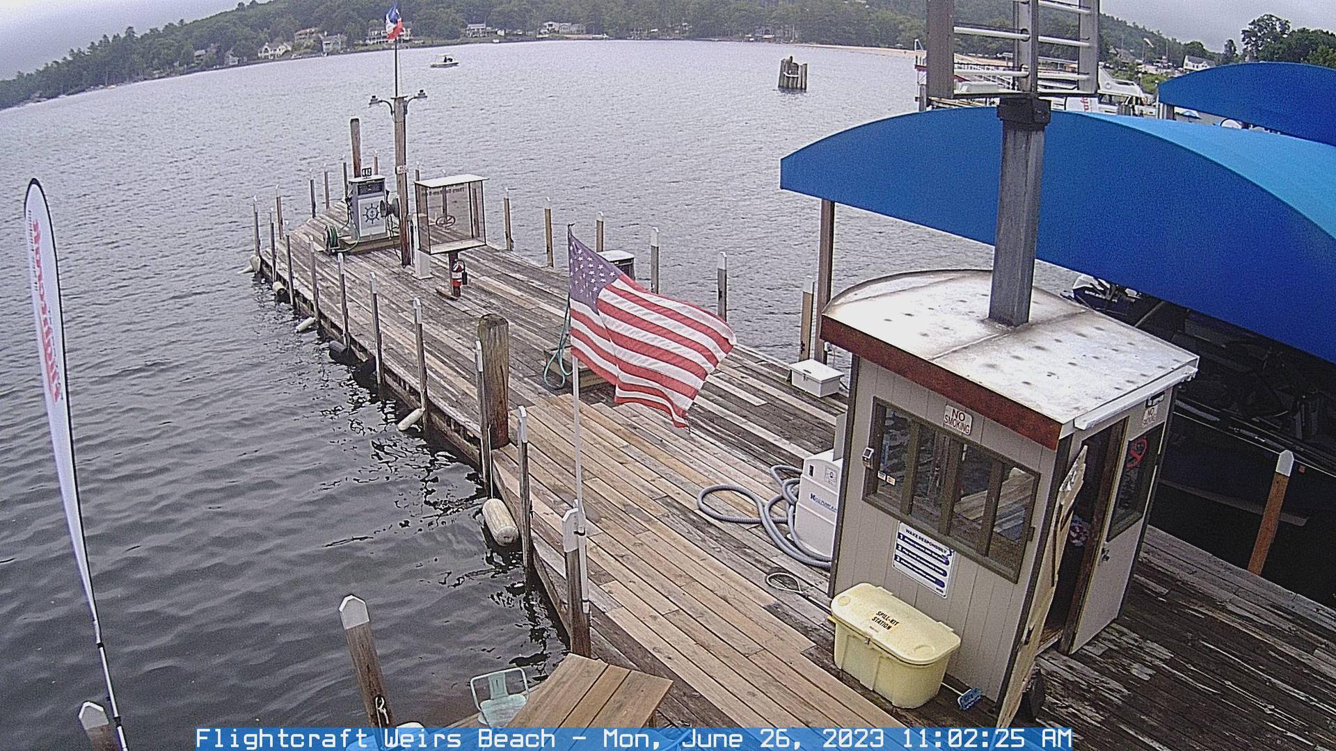 Traffic Cam Laconia › South-East: Weirs Beach