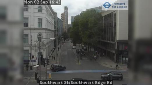 Traffic Cam City of London: Southwark St/Southwark Bdge Rd