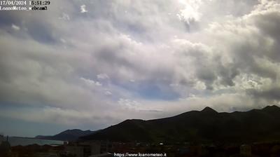 Preview delle webcam di Loano: lato monte ponente