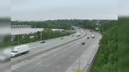 Traffic Cam New York › North: I-678 at Grand Central Pkwy/Interchange