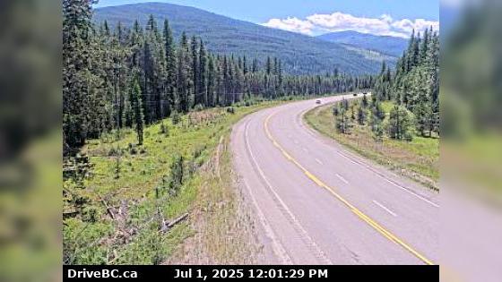 Traffic Cam Regional District of East Kootenay › South: Hwy 3, about 21 km southwest of Moyie, looking south