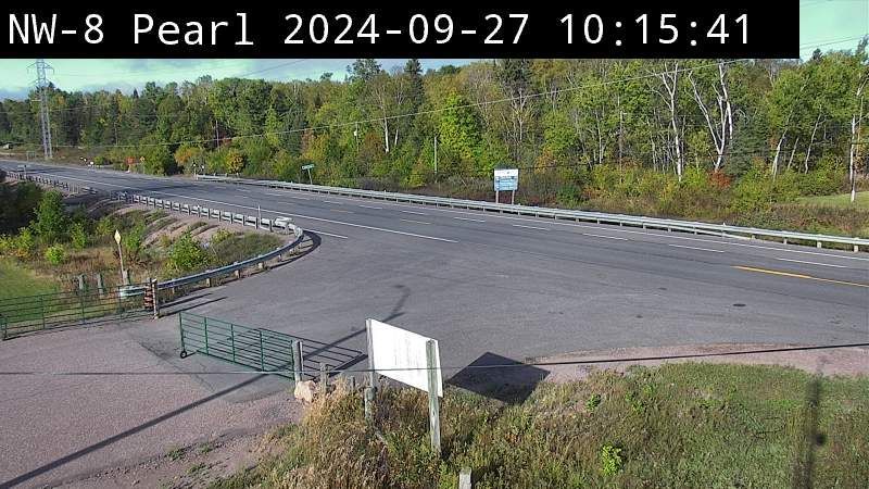 Traffic Cam Shuniah: Highway 17 near 5 Rd N