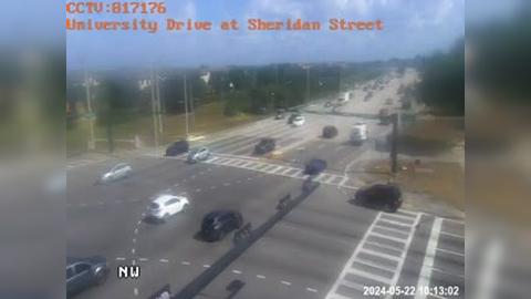 Traffic Cam Pembroke Pines: University Drive at Sheridan Street