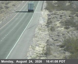 Traffic Cam Bradys › South: US-395 : North of SR-14