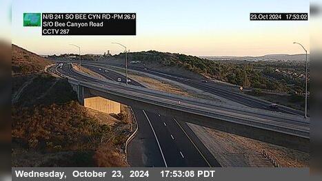 Traffic Cam Portola Springs › North: SR-241 : 750 Meters South of Bee Canyon Road