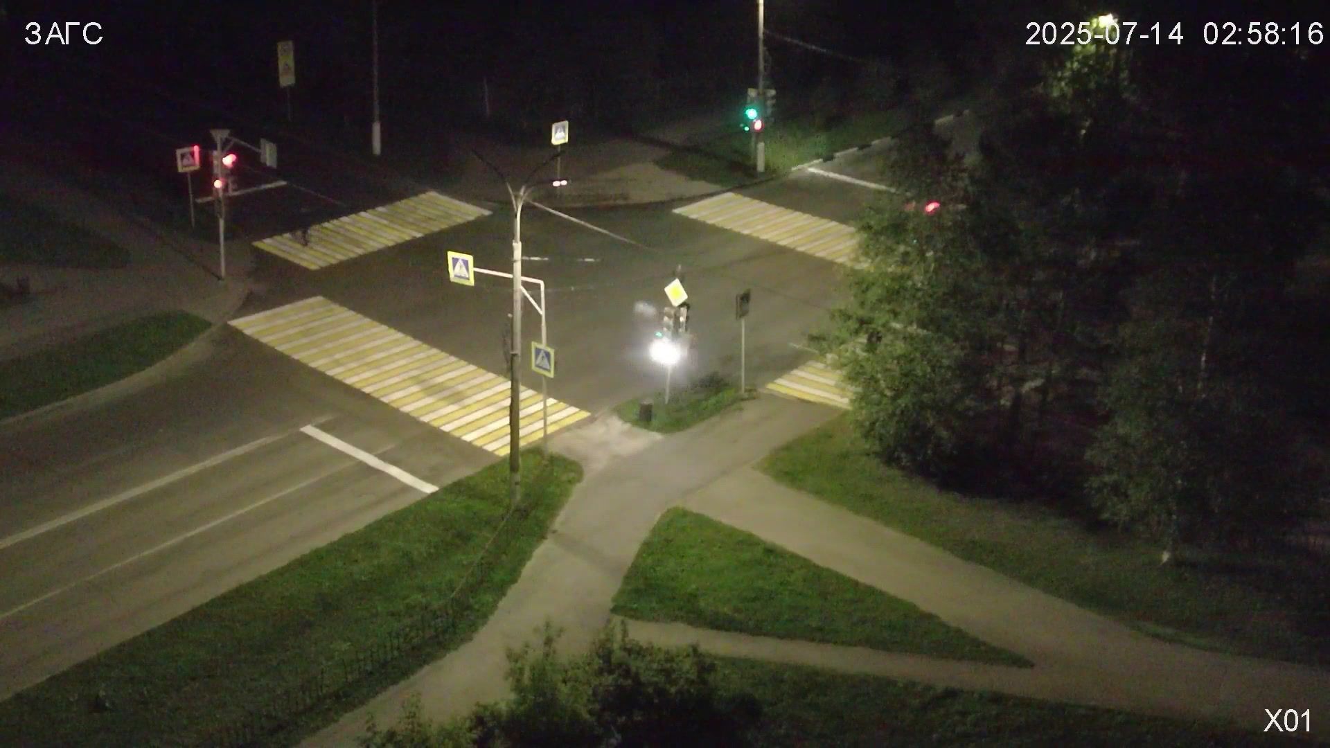 Traffic Cam Tryokhgorny › North-East