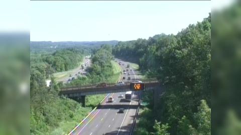 Traffic Cam Middletown › North: I-91 NB - Exit 20 Country Club Rd