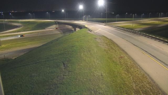 Traffic Cam Transportation and utility corridor: Hwy 216: North Saskatchewan River Bridge Northeast
