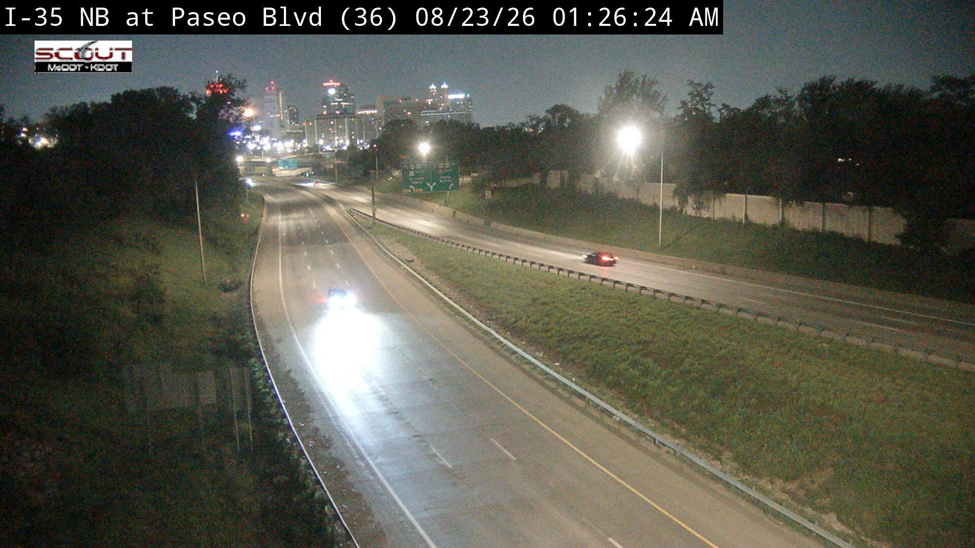 Traffic Cam Columbus Park: I- N @ PASEO BLVD