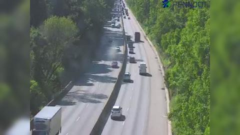 Traffic Cam Lower Merion Township: I-76 @ MM 334 (WAVERLY RD)