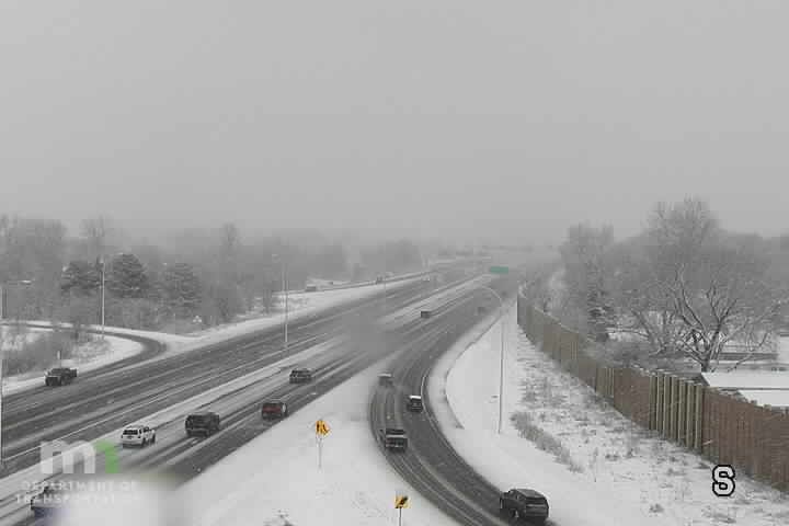 Traffic Cam Mounds View: US 10: I-35W SB @ T.H.10