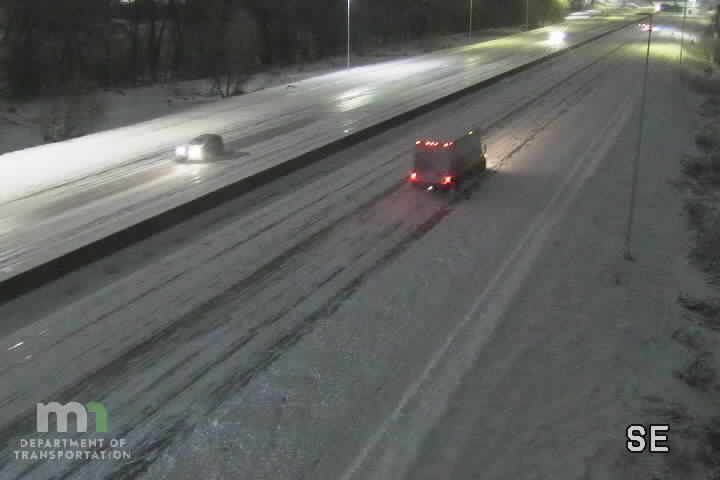 Traffic Cam Eden Prairie: I-494: I-494 SB N of Valley View Rd