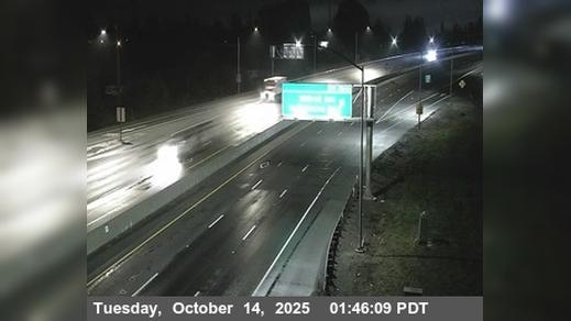 Traffic Cam Wilfred › South: TV155 -- US-101 : AT BEFORE - AV